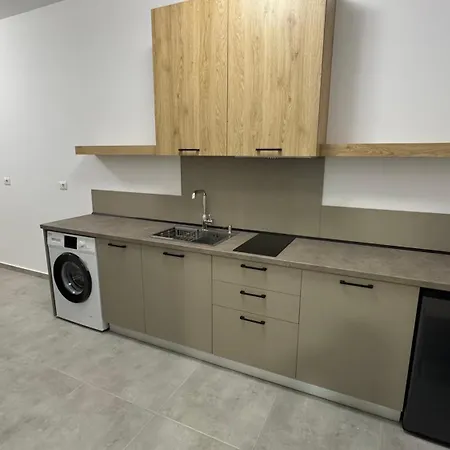 شقة Krist ديرمي